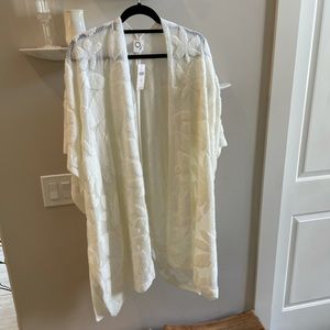 Anthropologie Bellamy Lace Kimono